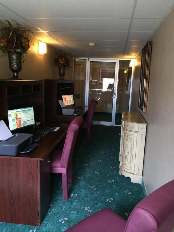 Boarders Inn And Suites By Cobblestone Lamar Missouri Exteriör bild